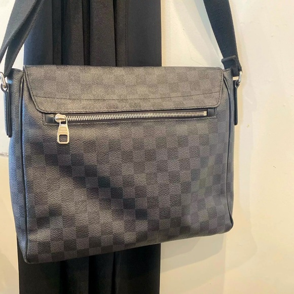 Louis Vuitton District Messenger PM Shoulder Bag Black Canvas/Leather Damier. - Picture 3 of 12